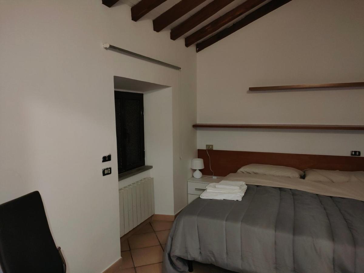 Francigena Viterbo Apartment Con Parcheggio Gratuito A Soli 2 Minuti Exterior foto